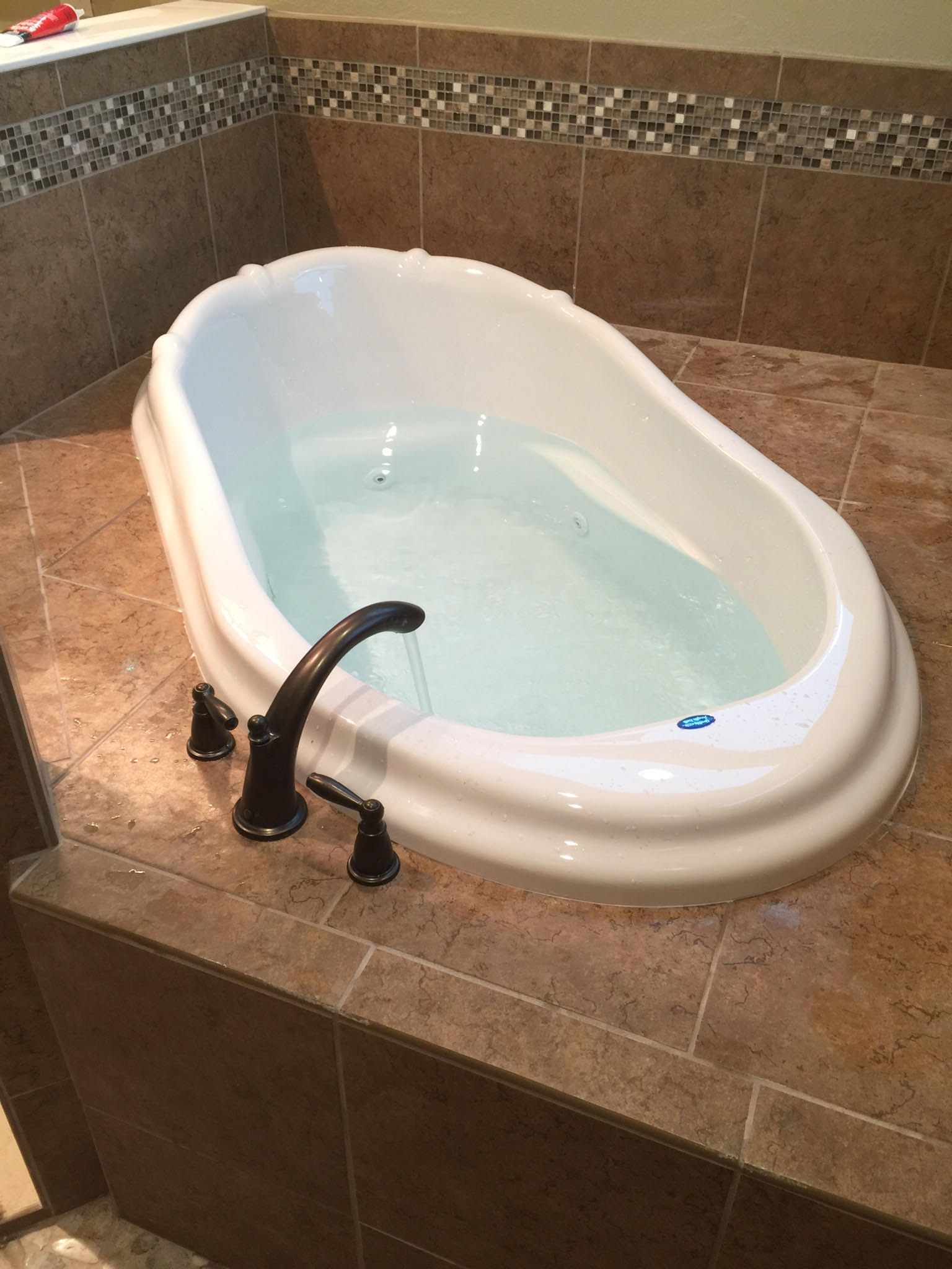 A-1 Southern Plumbing Bathtub Install